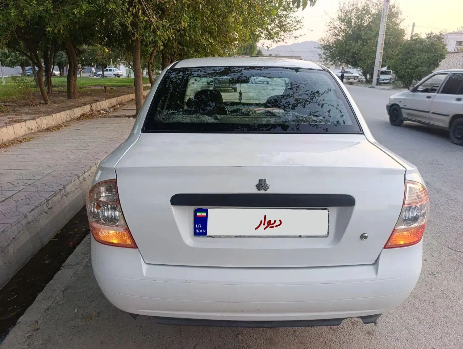 تیبا صندوق دار SX - 1398