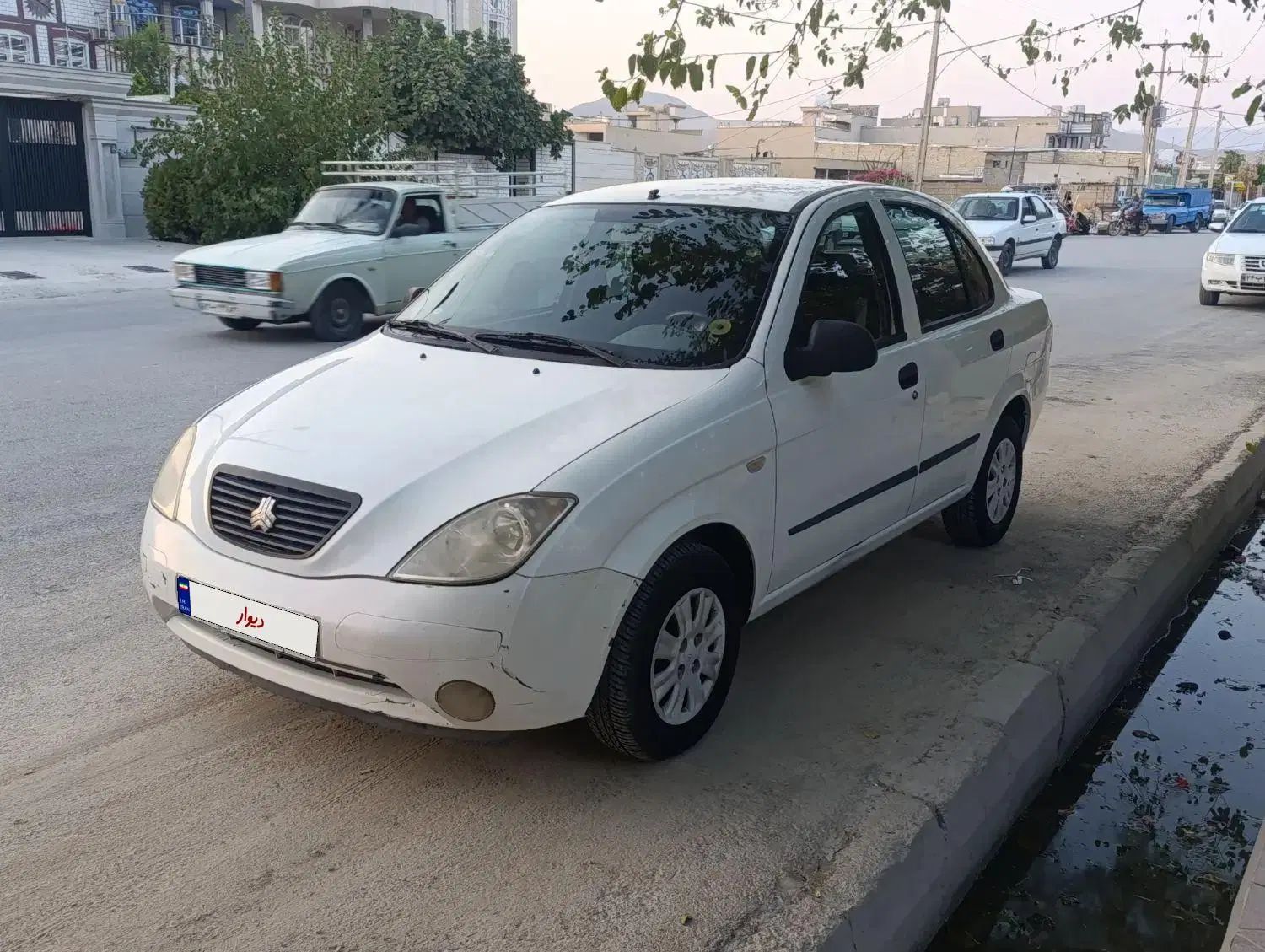 تیبا صندوق دار SX - 1398