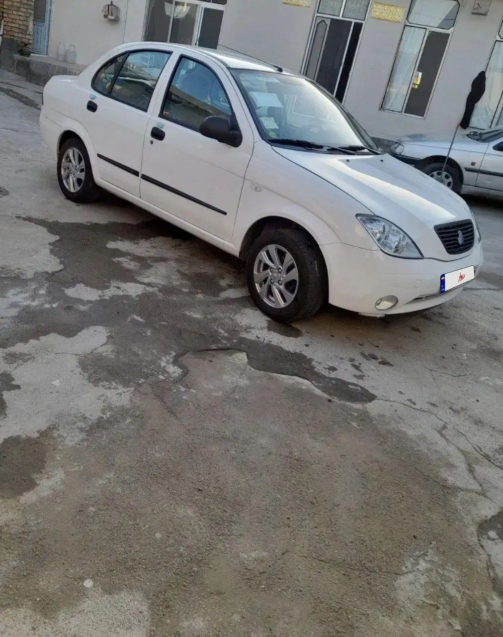 تیبا صندوق دار SX - 1398