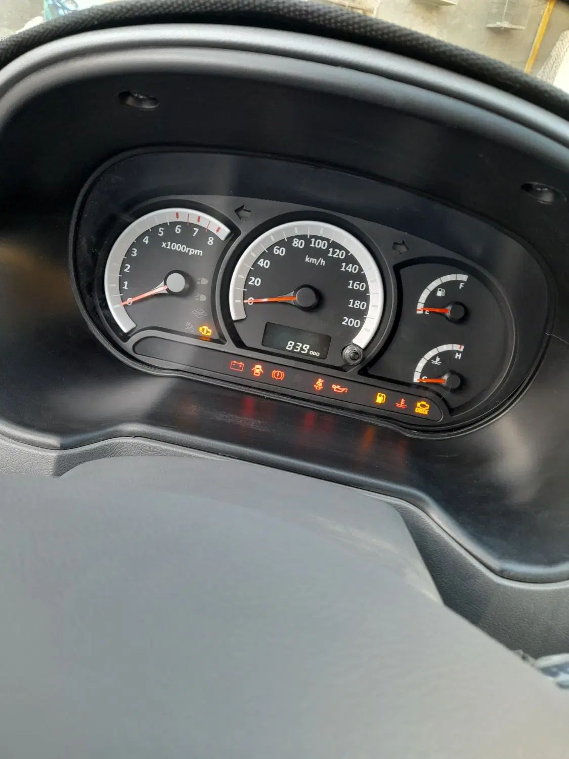تیبا صندوق دار SX - 1398