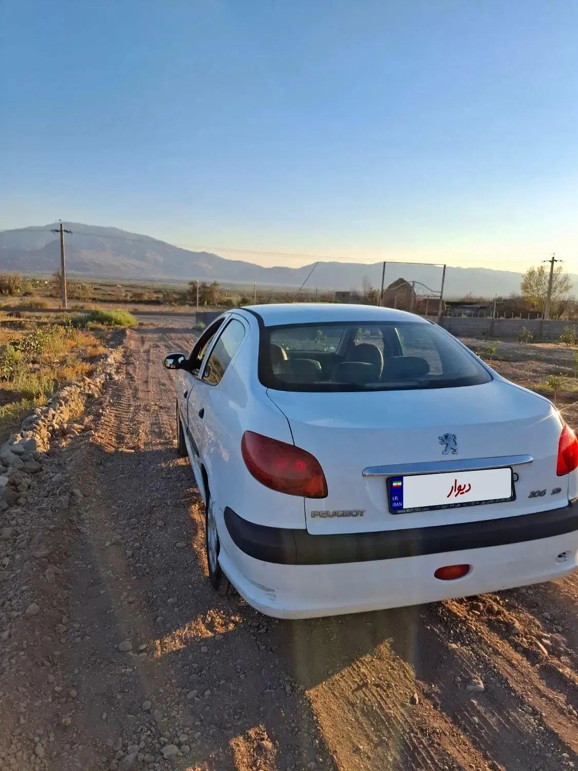 پژو ۲۰۶ صندوق دار v8 - 1393
