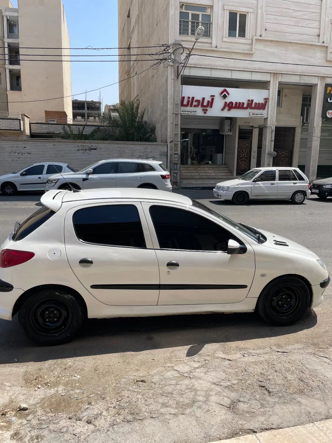 پژو 206 تیپ 5 - 1396