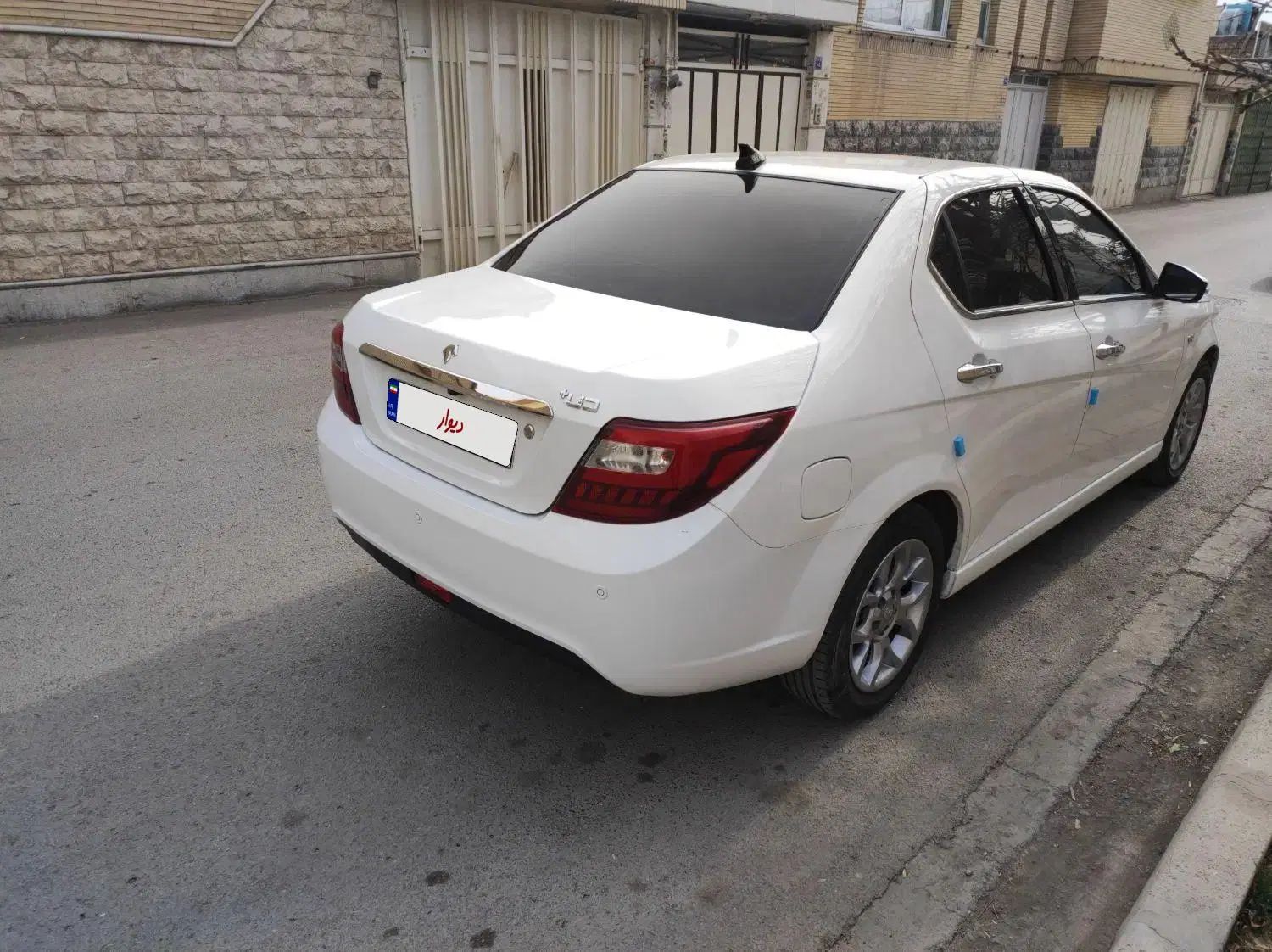 دنا پلاس توربو 6 دنده - 1401