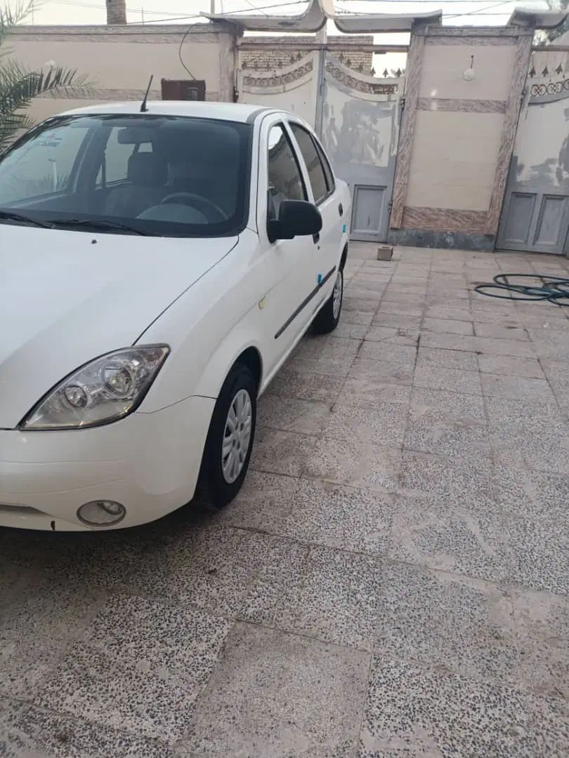 تیبا صندوق دار SX - 1399