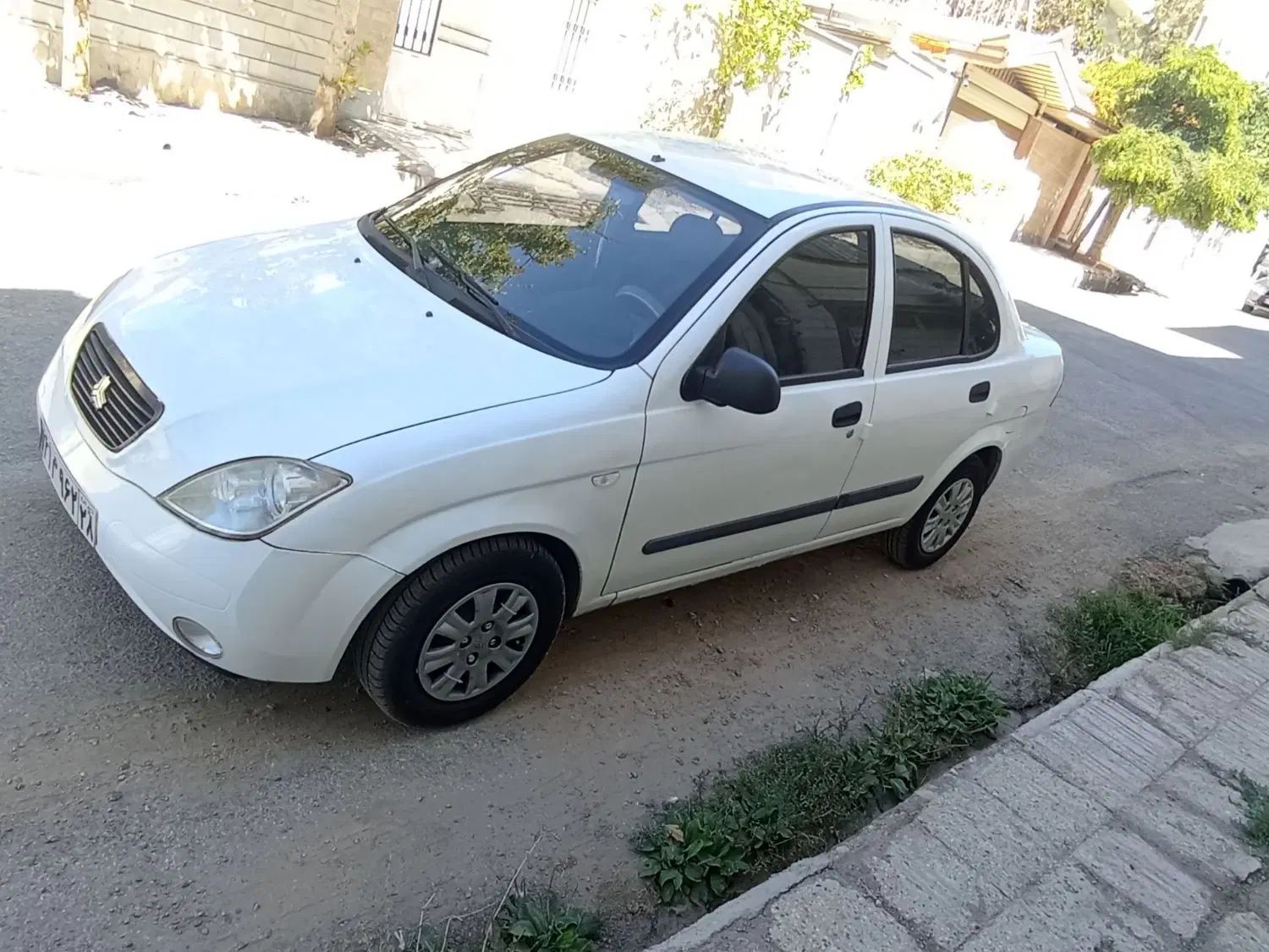 تیبا صندوق دار EX - 1395