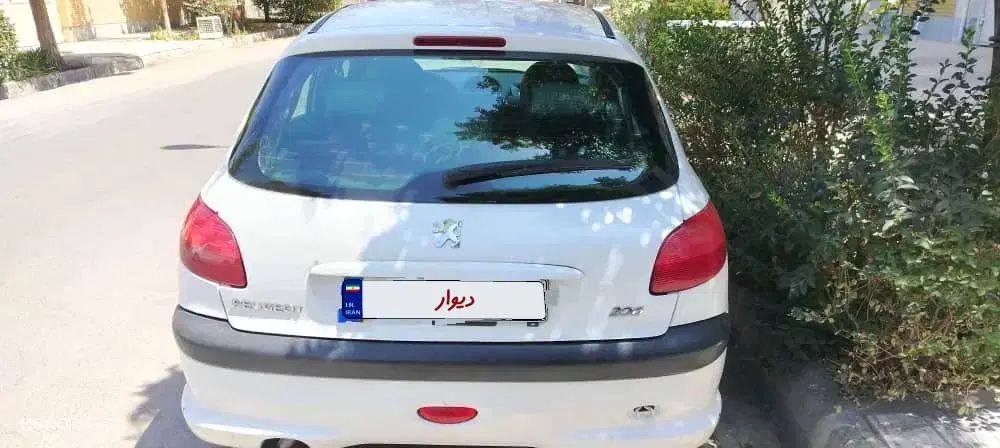 پژو 206 تیپ 2 - 1395