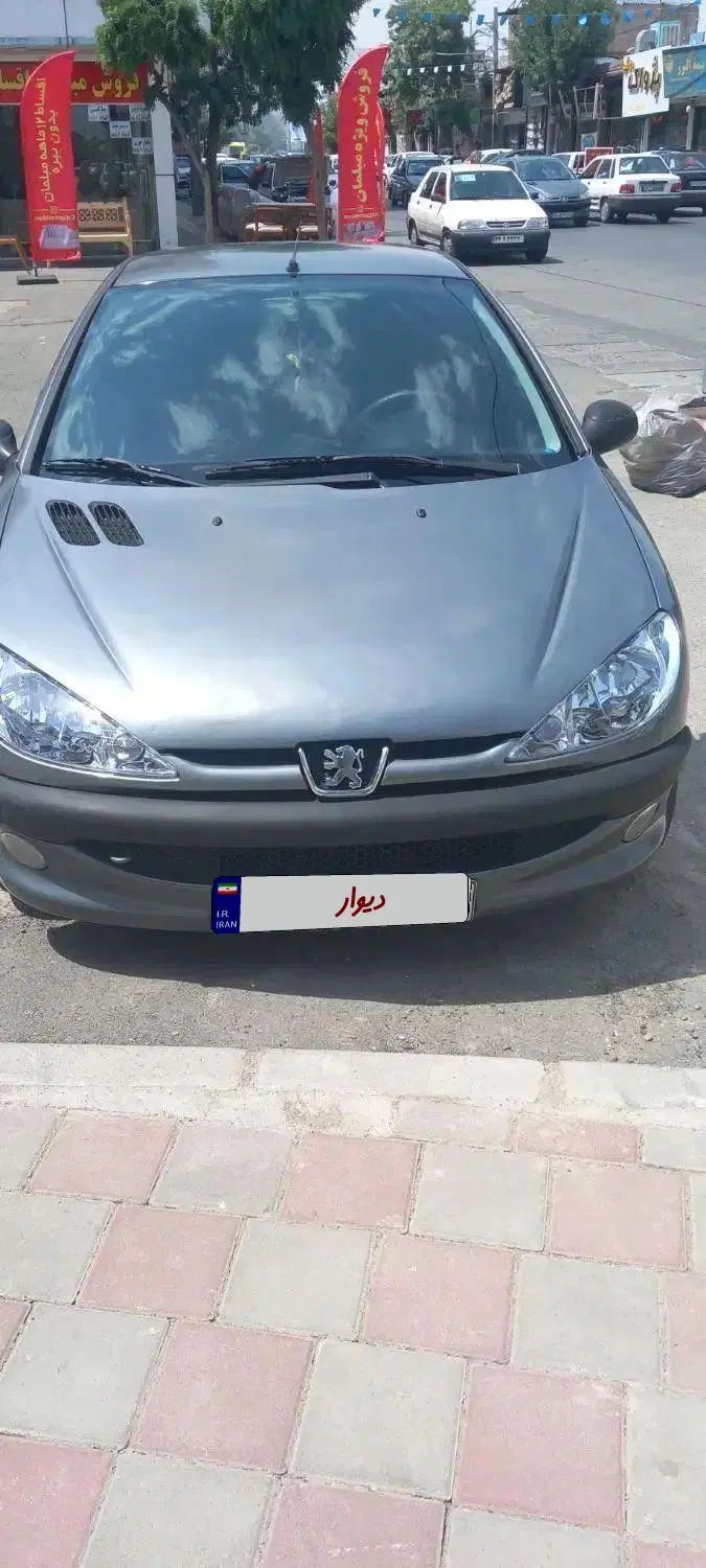 پژو ۲۰۶ صندوق دار v8 - 1394