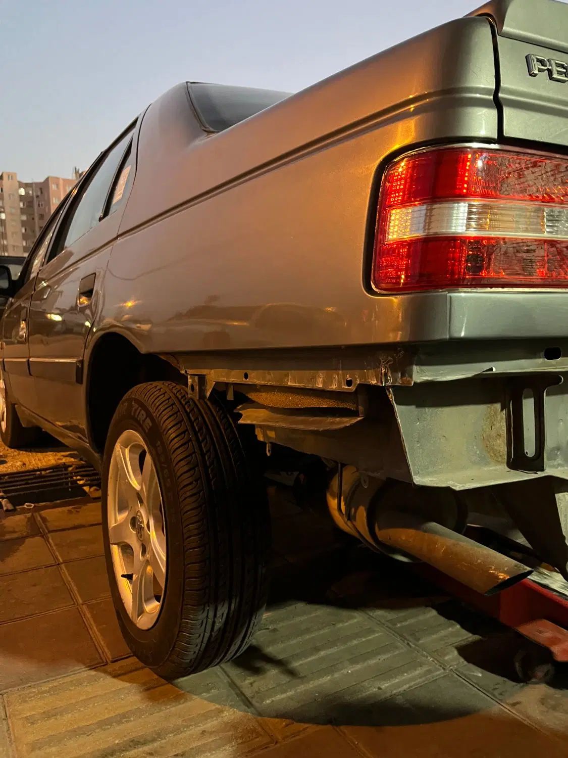 پژو 405 دوگانه سوز GLX - TU5 - 1390
