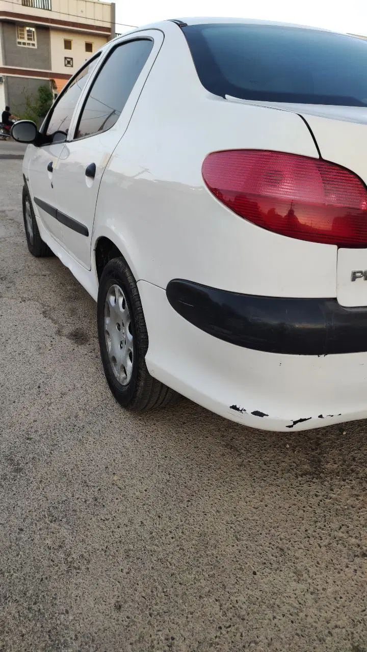 پژو ۲۰۶ صندوق دار v8 - 1386
