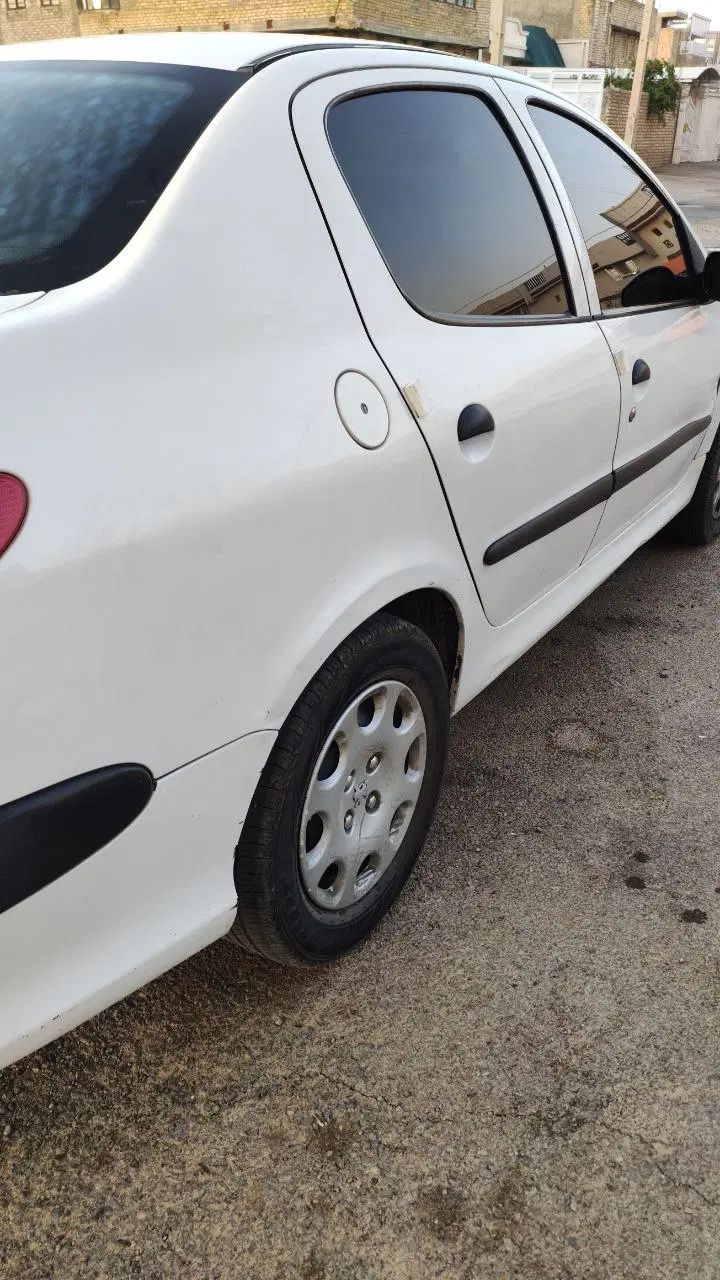 پژو ۲۰۶ صندوق دار v8 - 1386