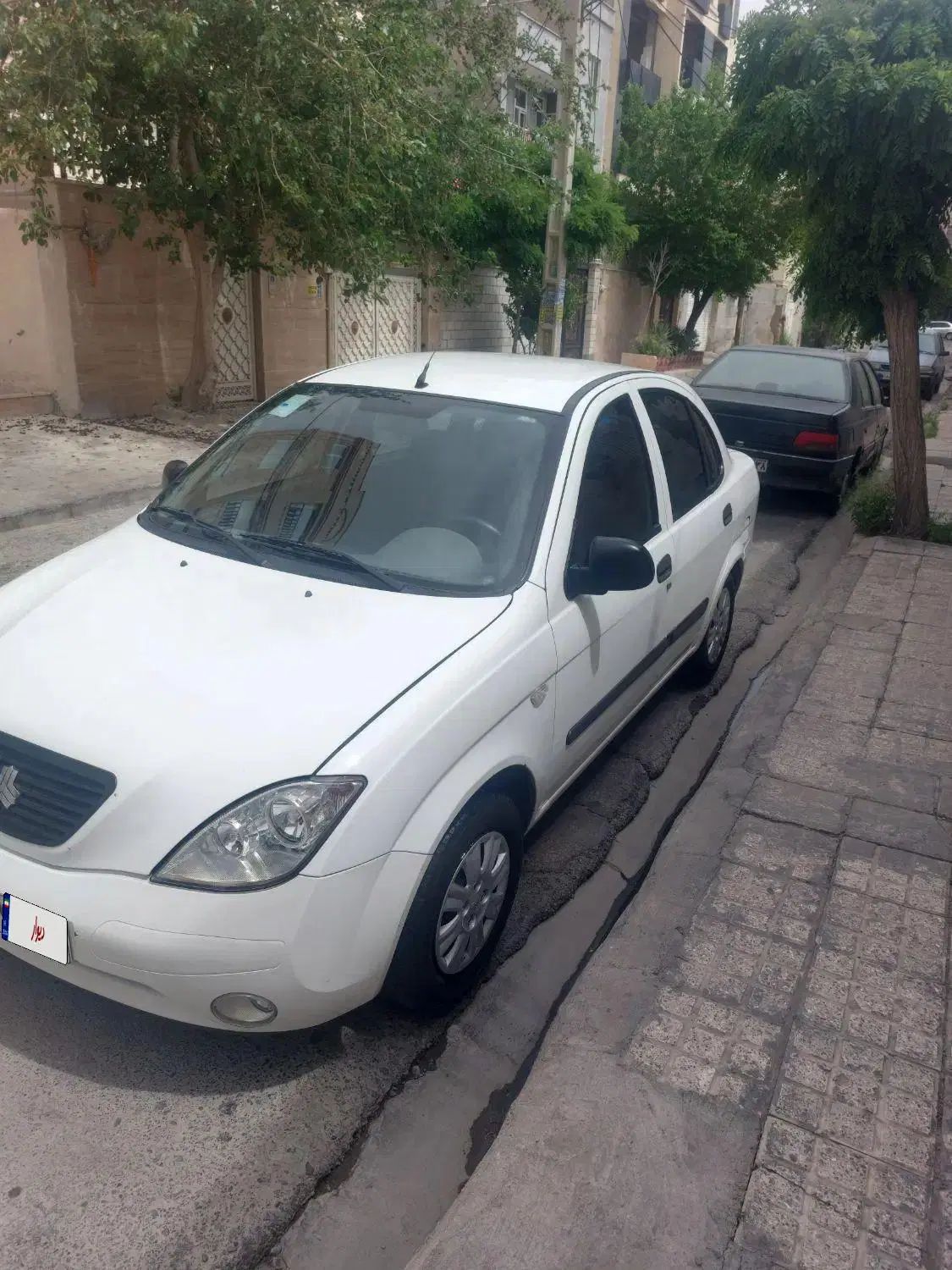 تیبا صندوق دار EX - 1395