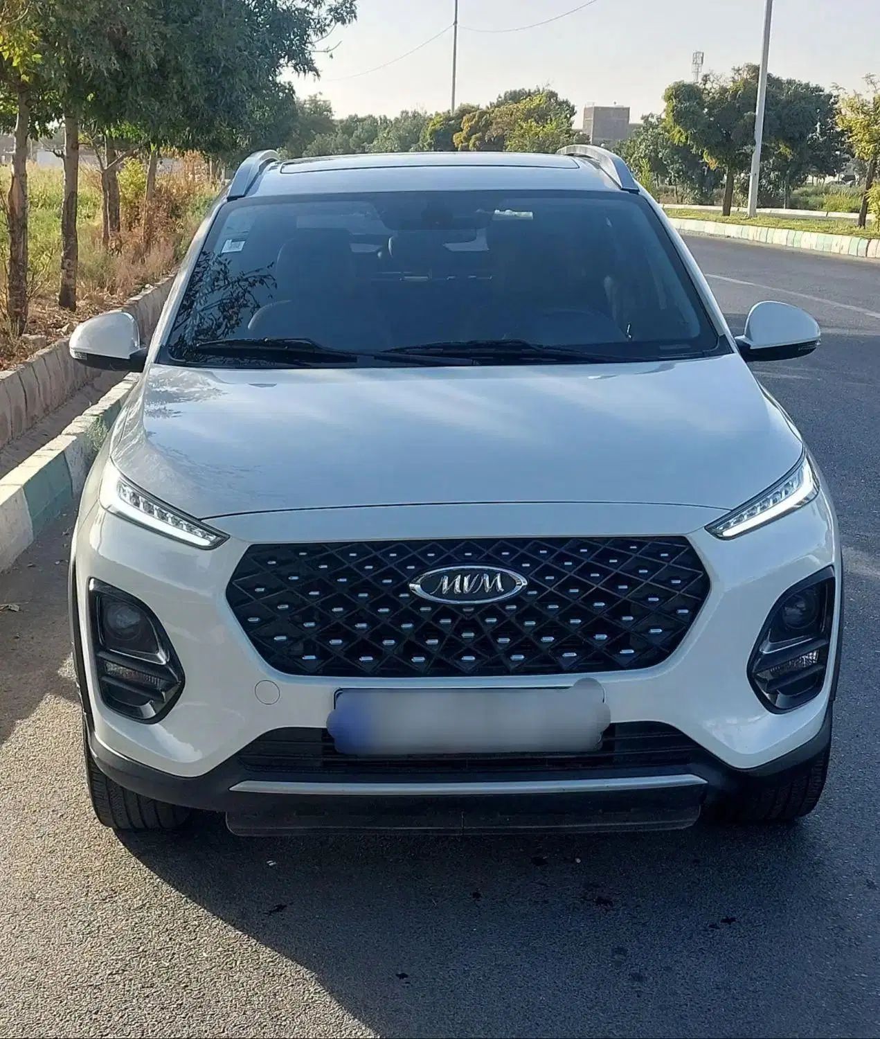 ام وی ام X22 پرو دنده‌ای - 1402