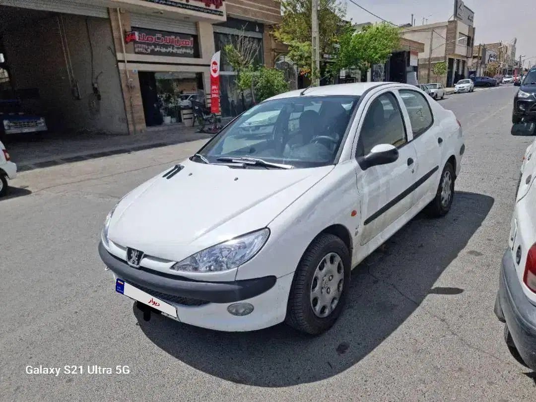پژو ۲۰۶ صندوق دار v8 - 1394