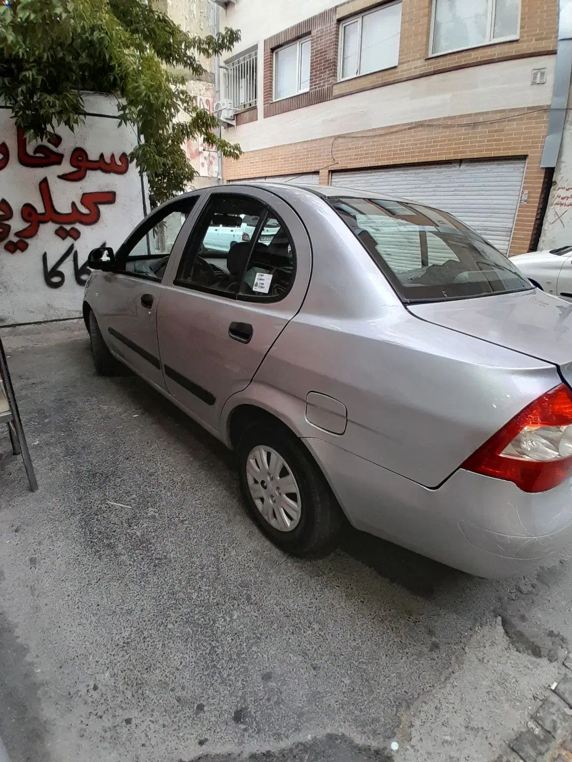 تیبا صندوق دار SX - 1393