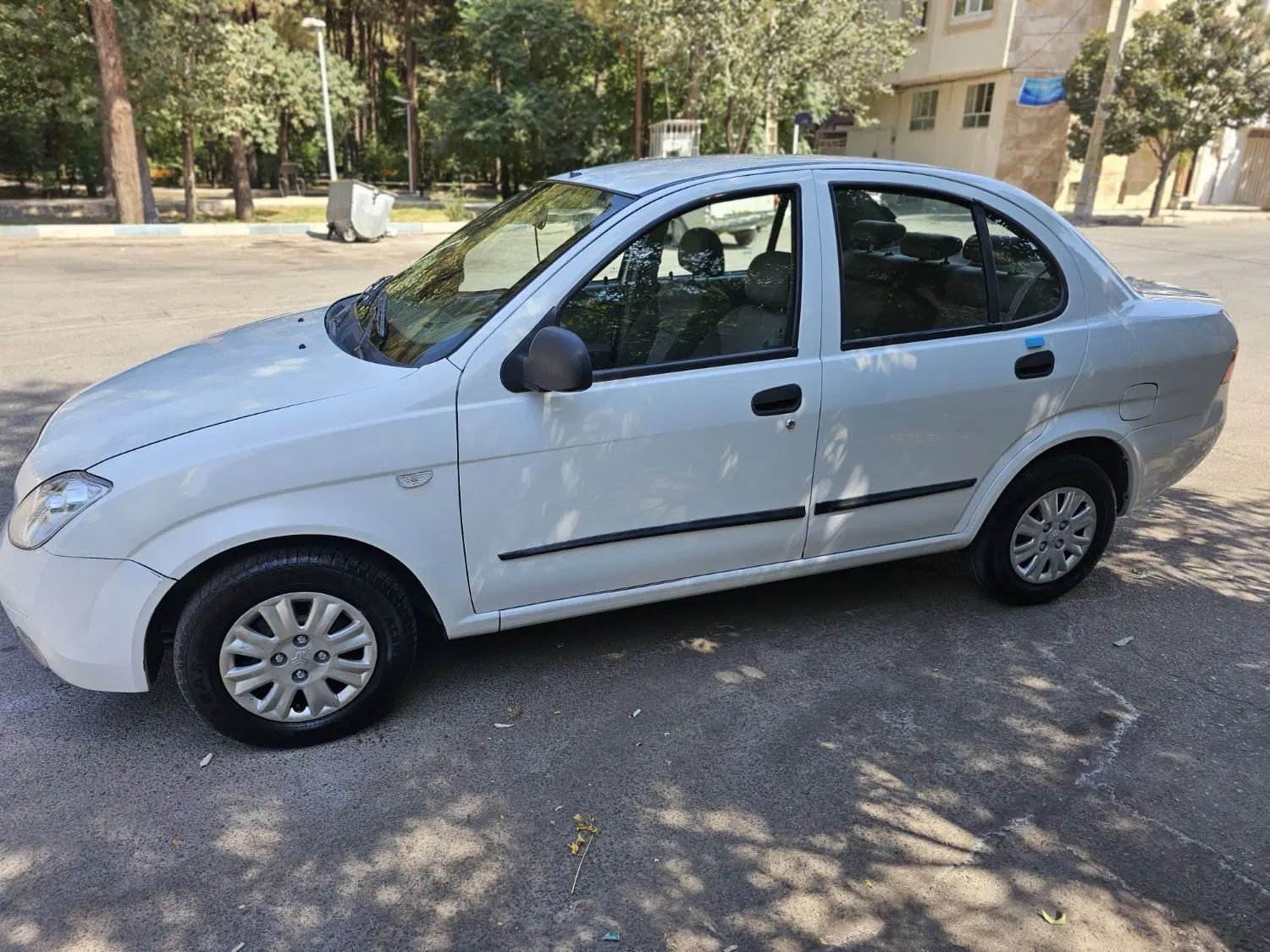 تیبا صندوق دار SX - 1392