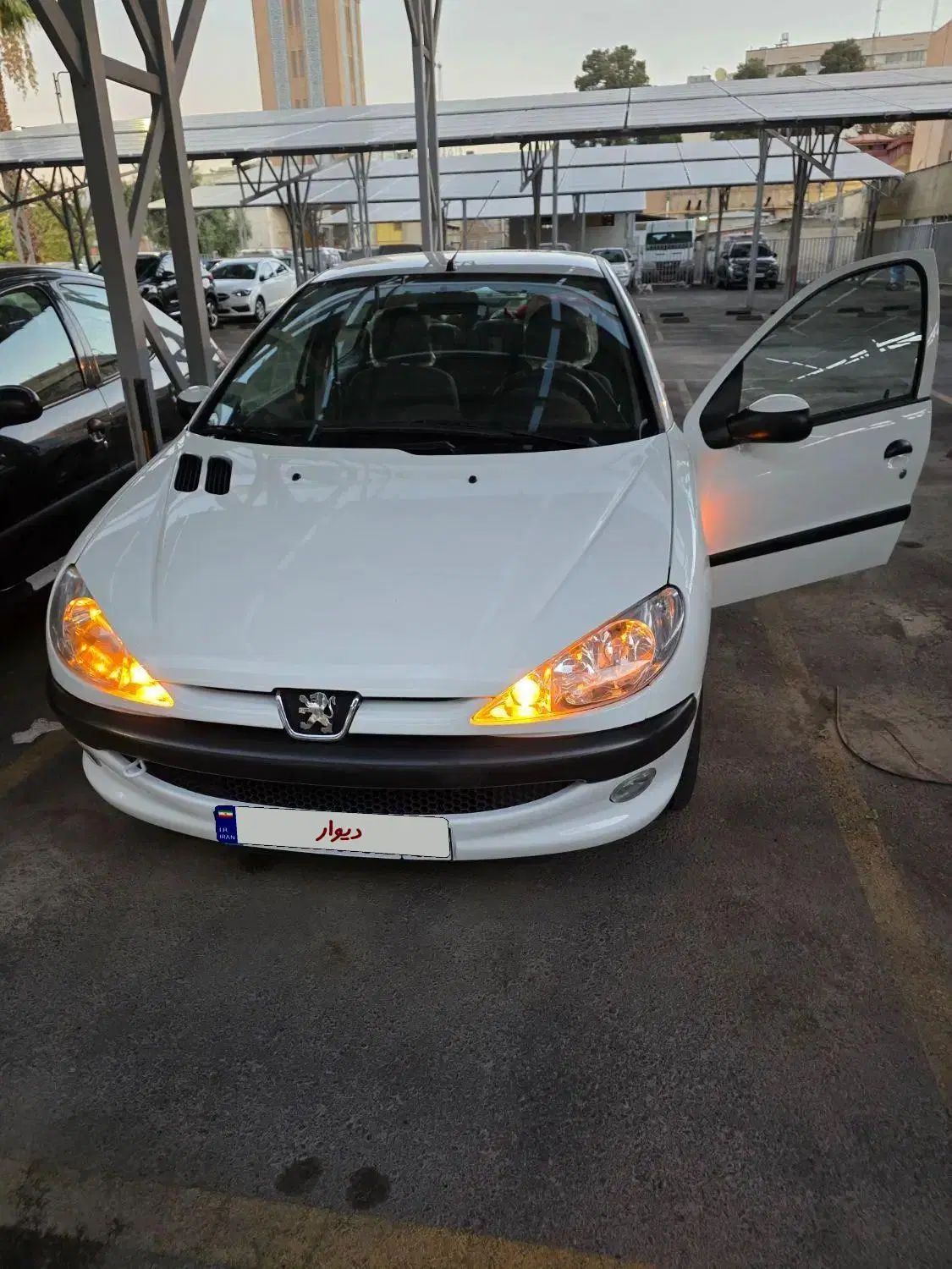 پژو ۲۰۶ صندوق دار v8 - 1399