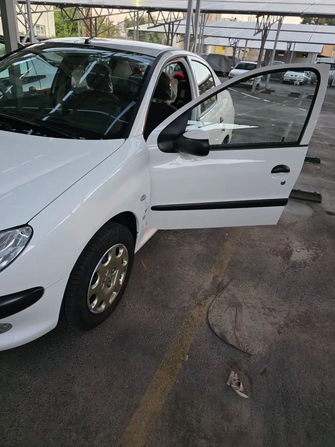 پژو ۲۰۶ صندوق دار v8 - 1399