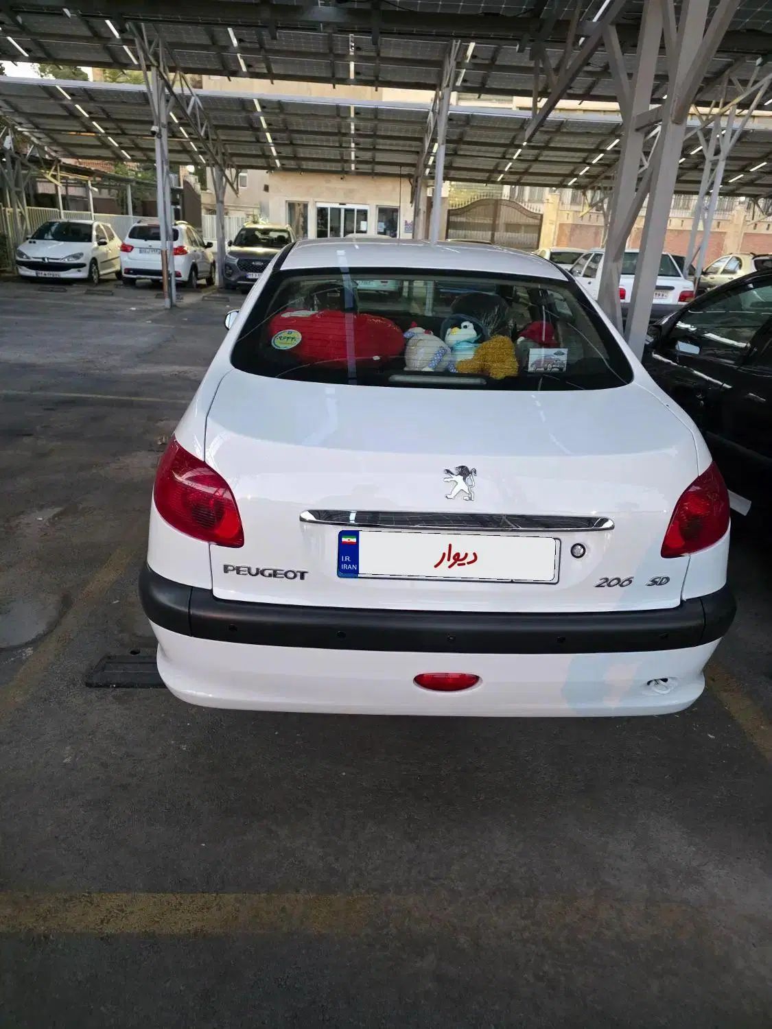 پژو ۲۰۶ صندوق دار v8 - 1399