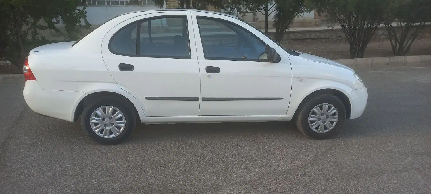 تیبا صندوق دار SX - 1400