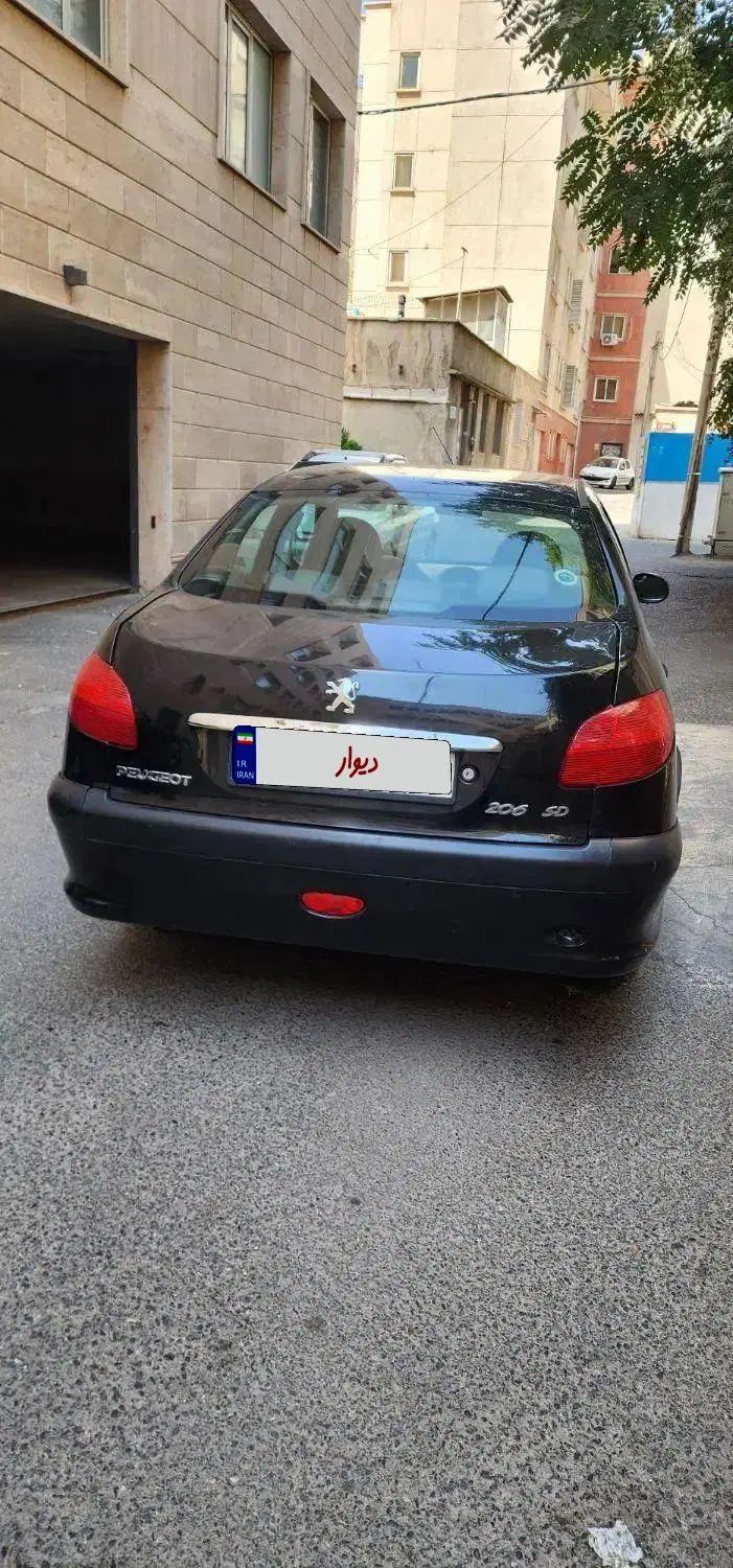 پژو ۲۰۶ صندوق دار v8 - 1389