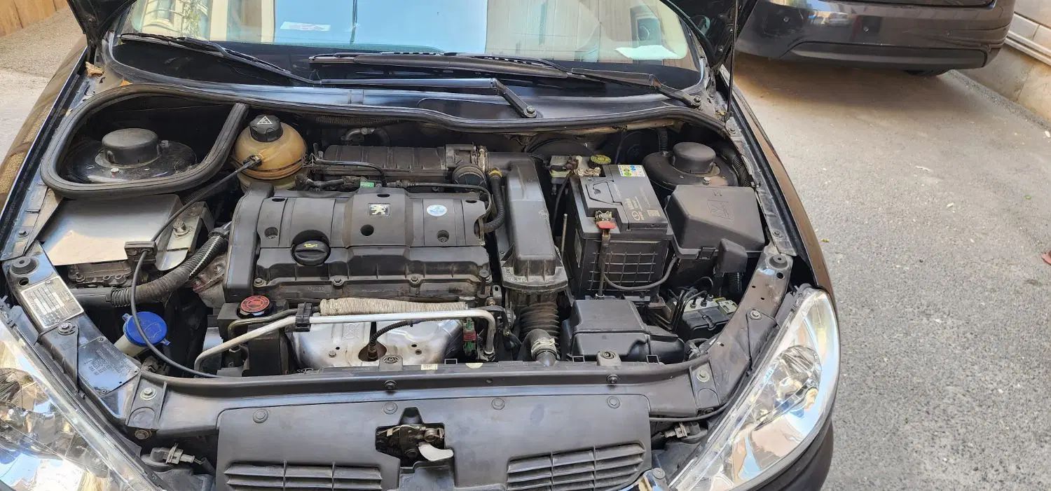 پژو ۲۰۶ صندوق دار v8 - 1389