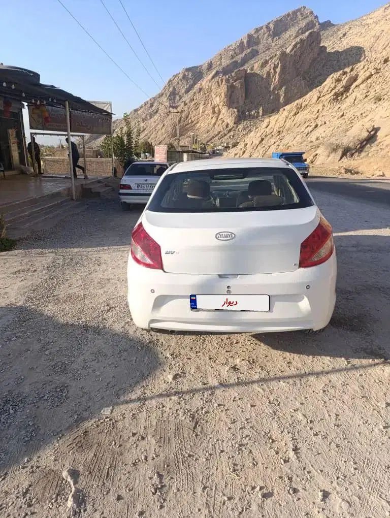 ام وی ام 315 صندوقدار ساده دنده ای - 1393