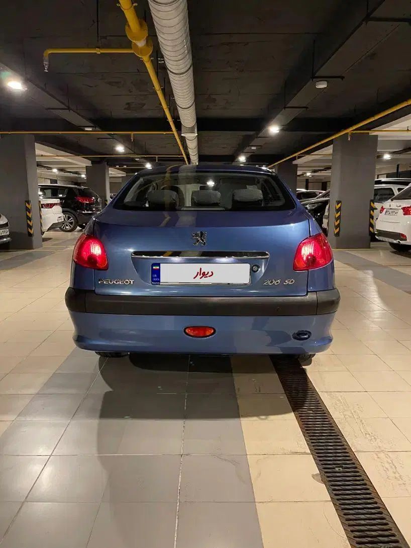 پژو ۲۰۶ صندوق دار v8 - 1396