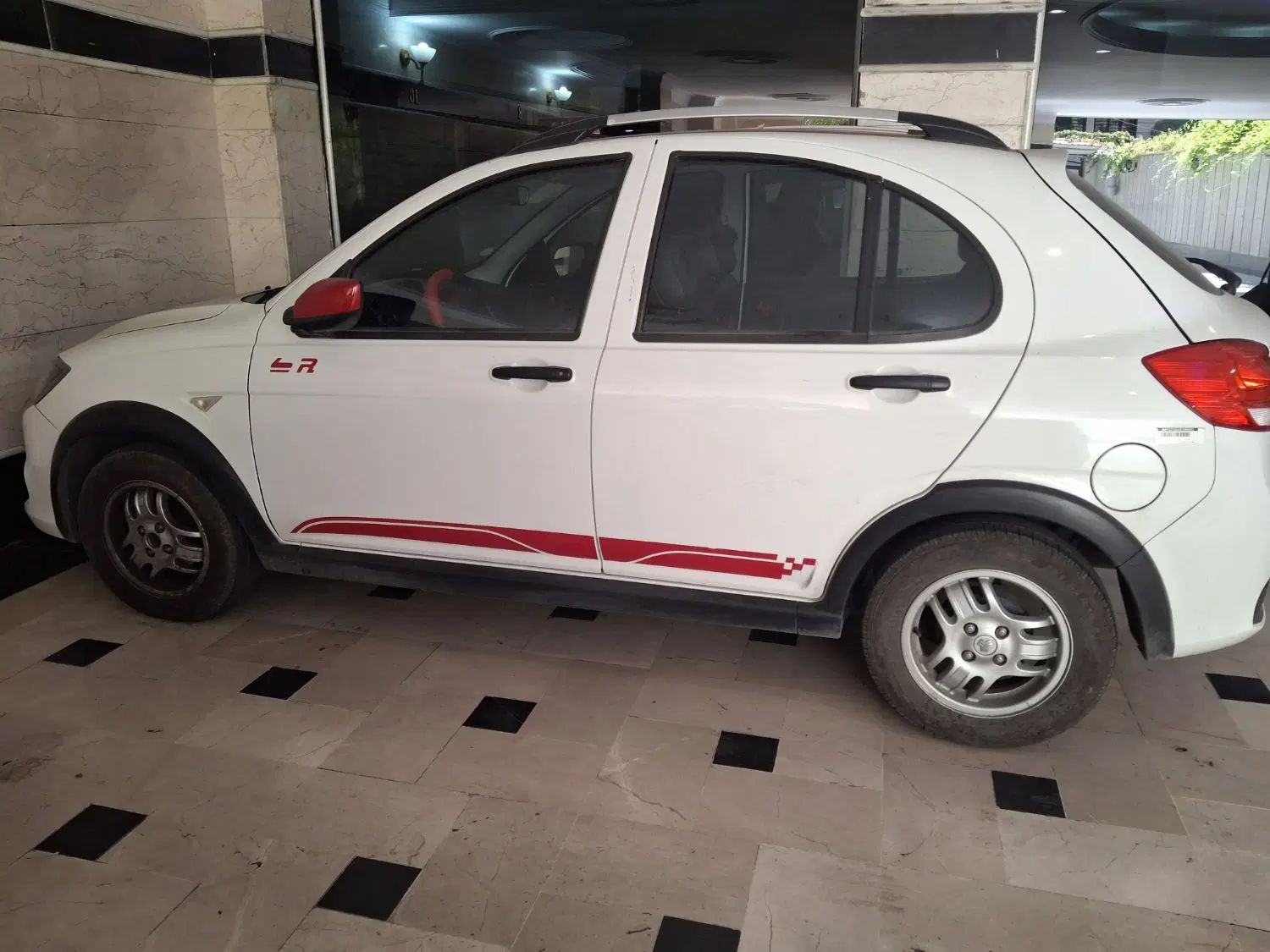 خودرو کوییک، R آگهی ann_20460069