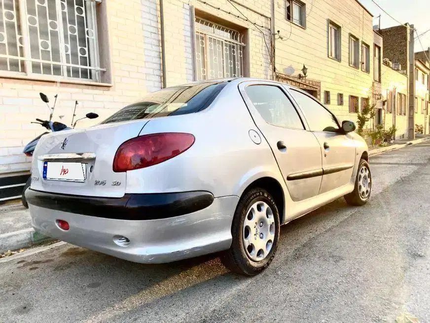 پژو ۲۰۶ صندوق دار v8 - 1386