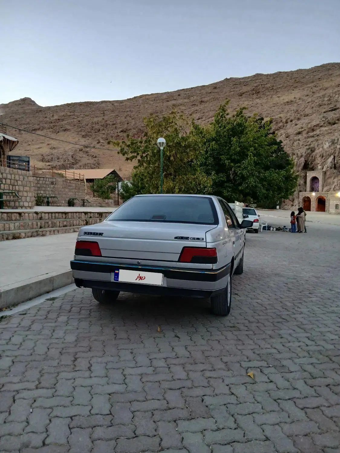 پژو 405 GL - 1373