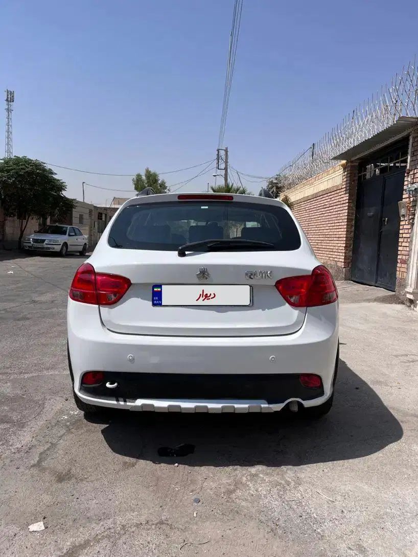 کوییک R دنده‌ای - 1399