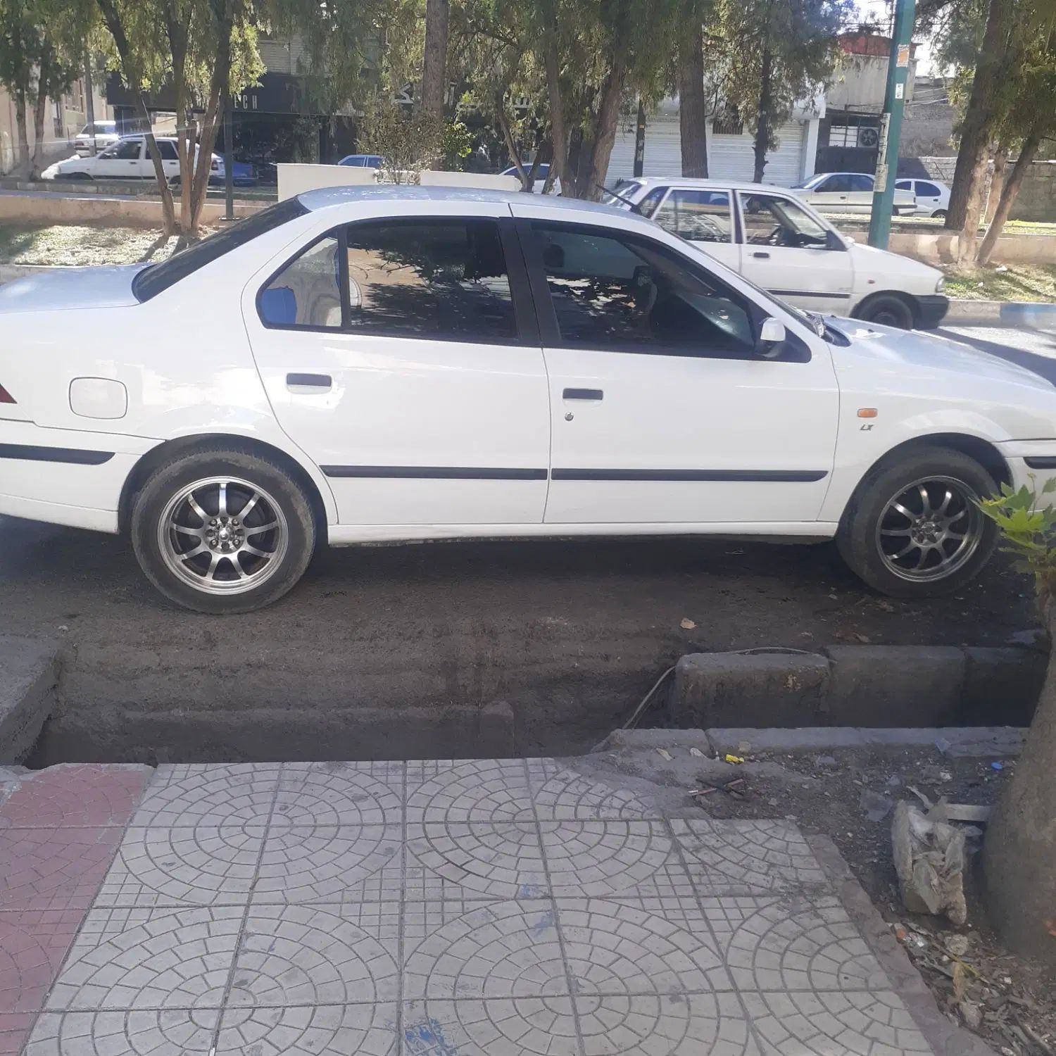 سمند LX XU7 - 1400