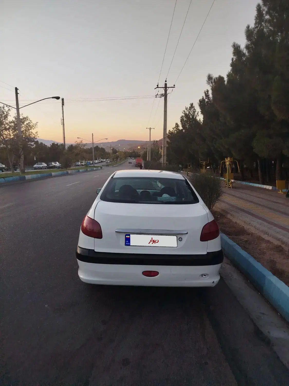 پژو ۲۰۶ صندوق دار v1 - 1389