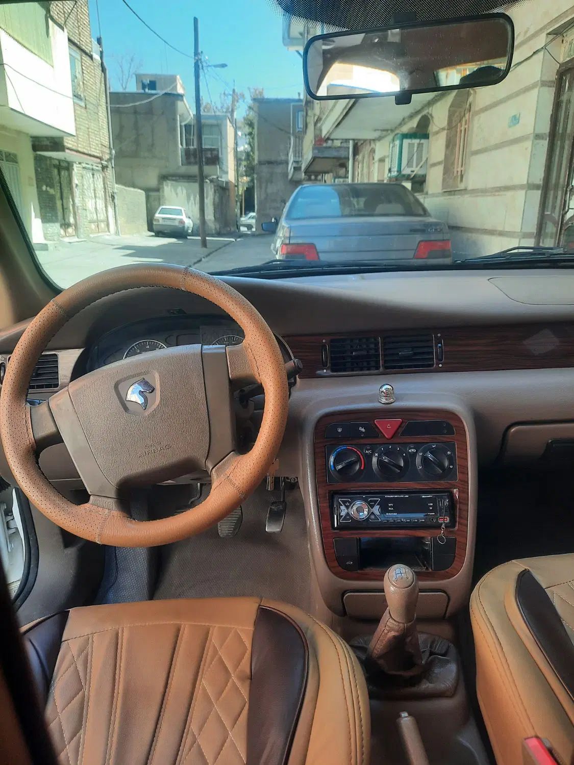 سمند LX XU7 - 1395