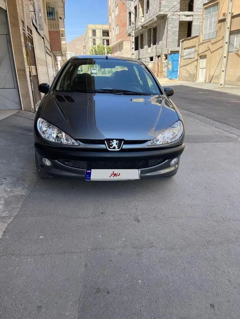 پژو ۲۰۶ صندوق دار v8 - 1390