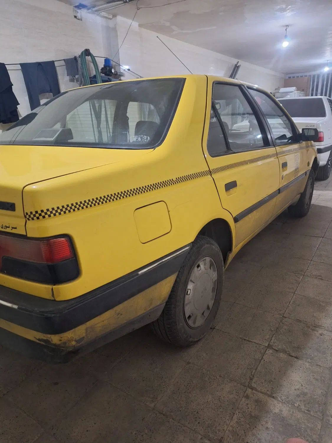 پژو 405 GLX - 1390