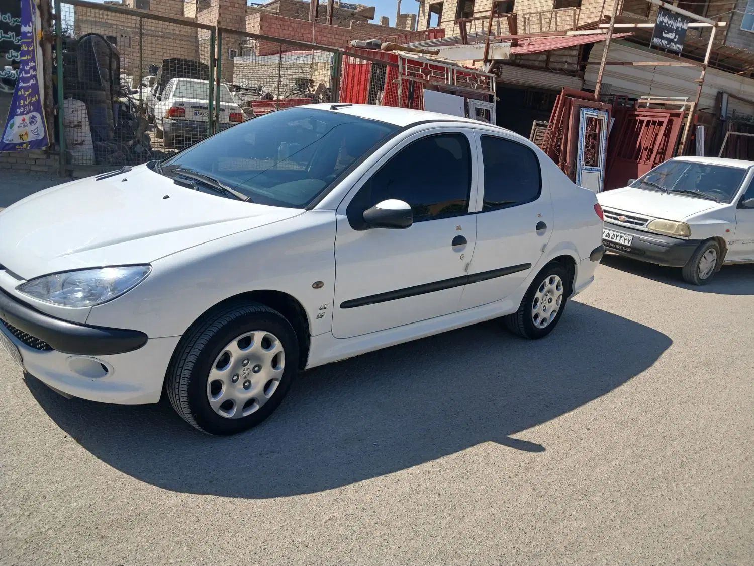 پژو ۲۰۶ صندوق دار v8 - 1397