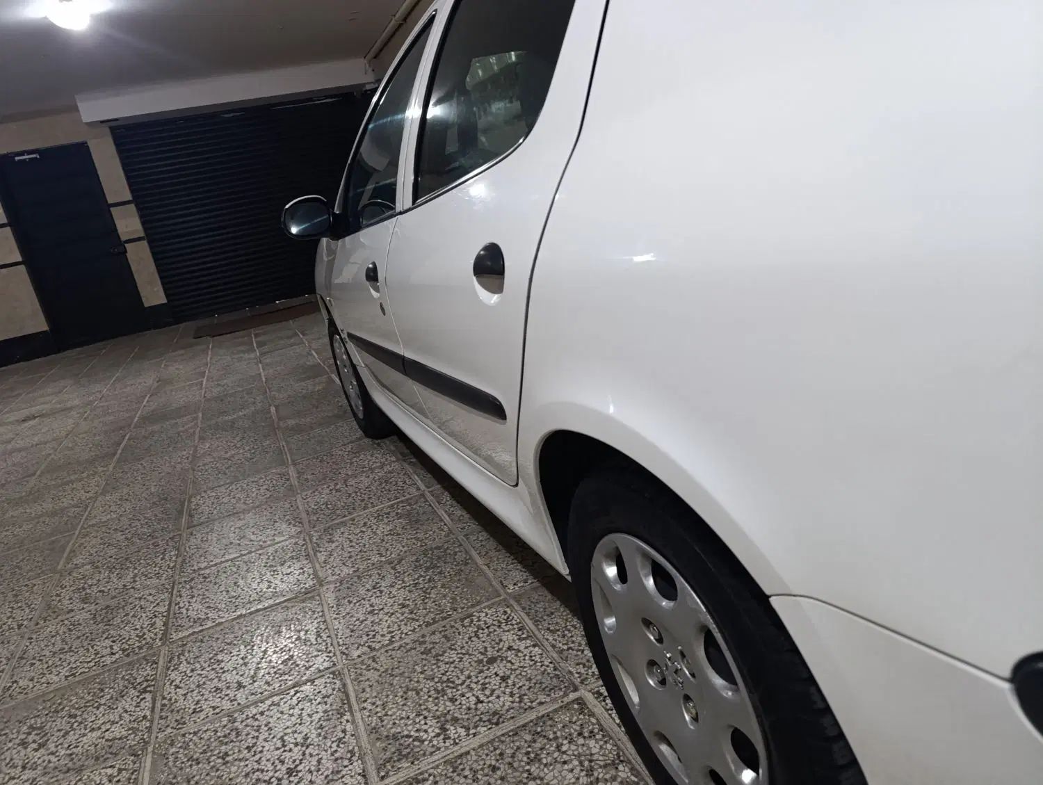 پژو ۲۰۶ صندوق دار v8 - 1396