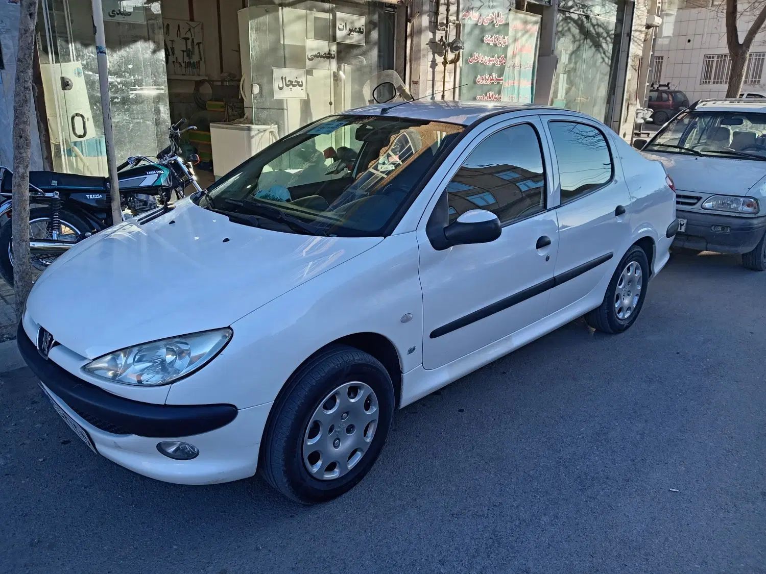 پژو ۲۰۶ صندوق دار v8 - 1399