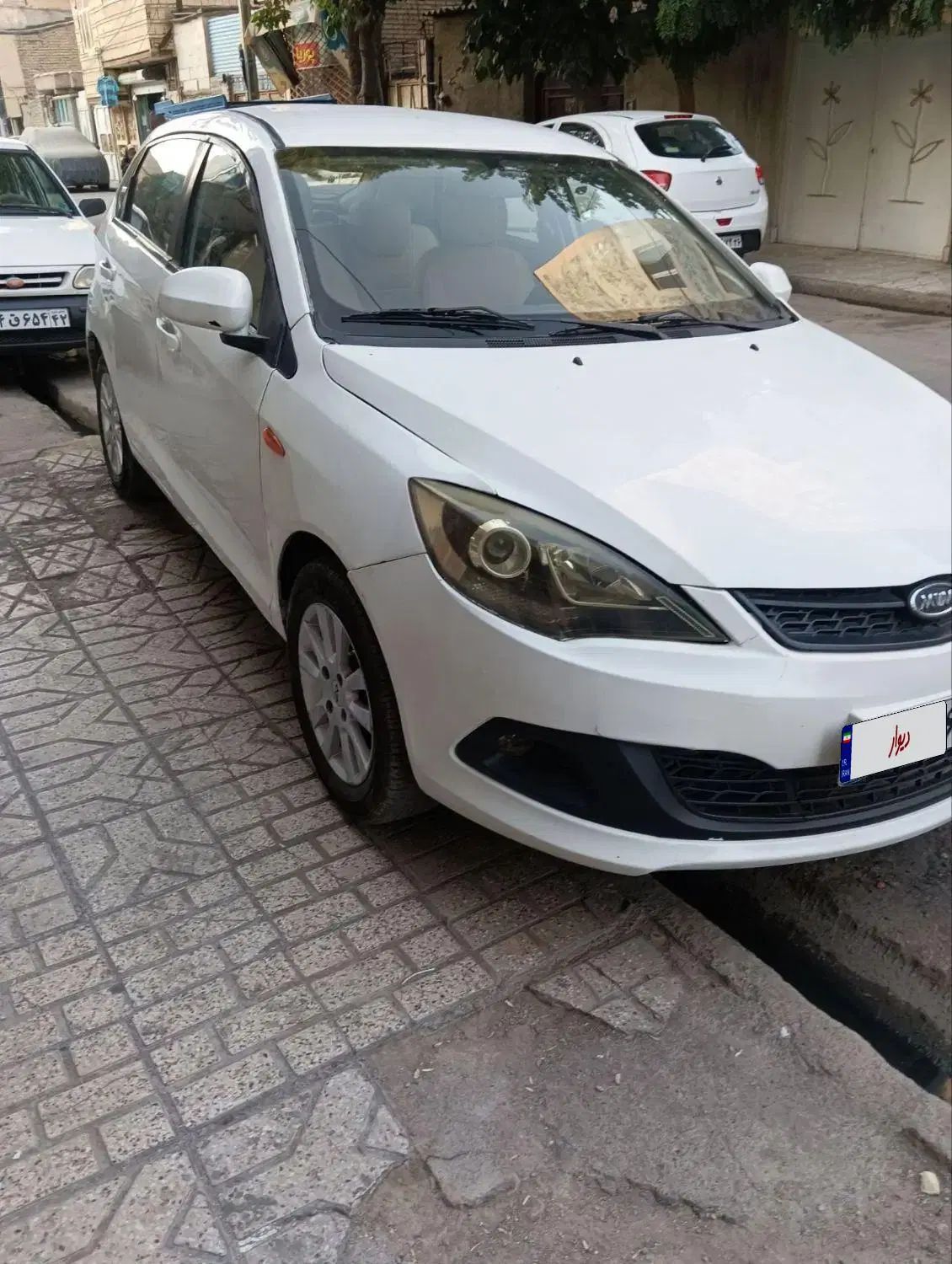 ام وی ام 315 صندوقدار ساده دنده ای - 1393