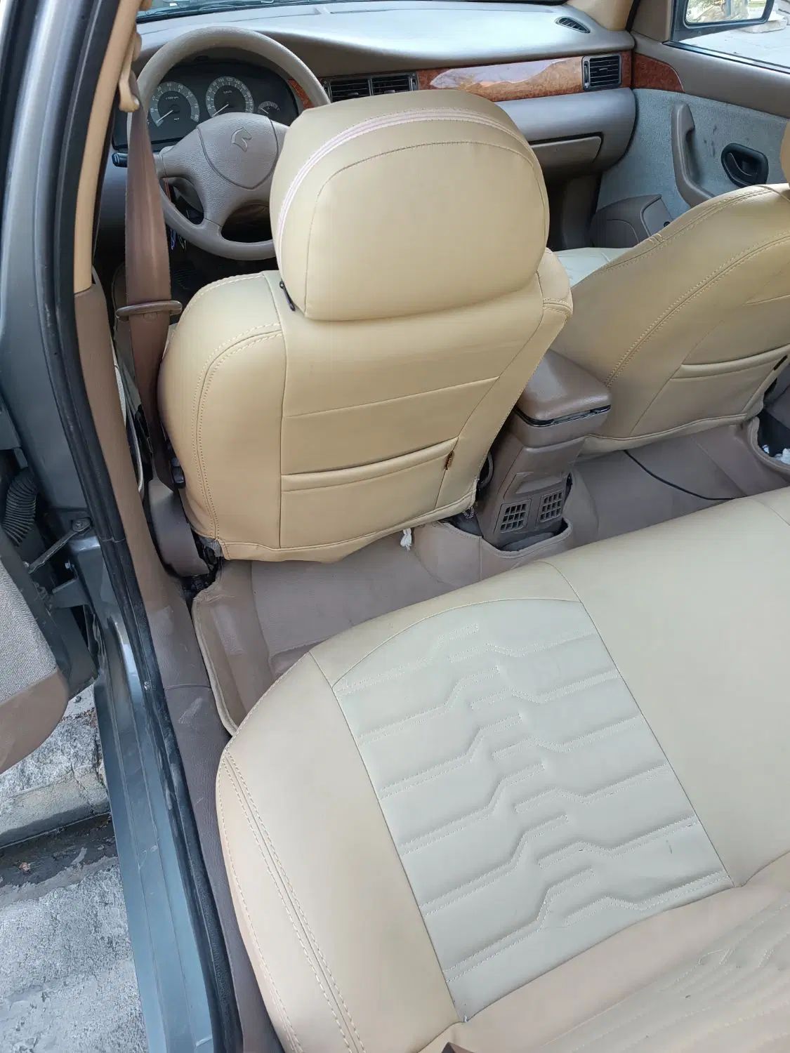 سمند LX XU7 - 1386