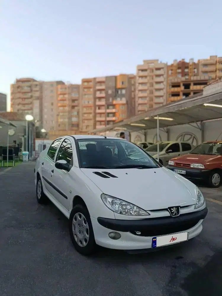 پژو ۲۰۶ صندوق دار v8 - 1394