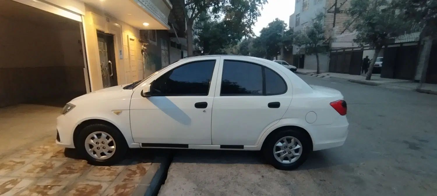 ساینا S دنده‌ای معمولی - 1400