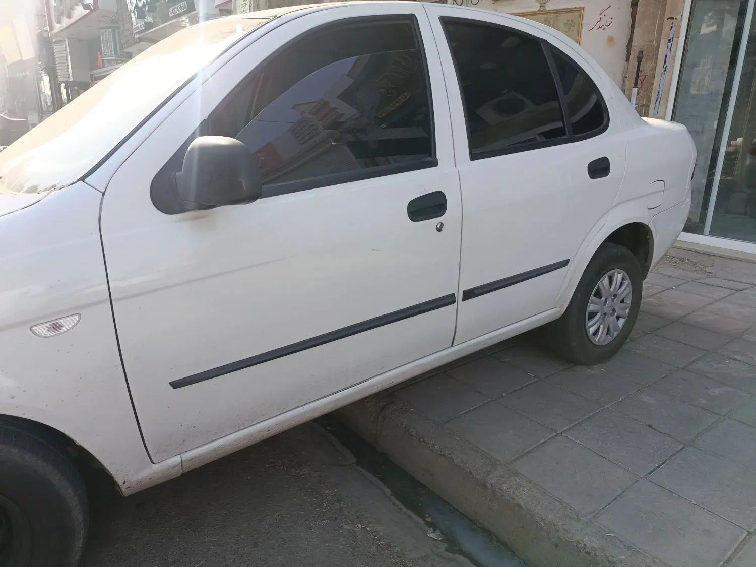 تیبا صندوق دار SX - 1400