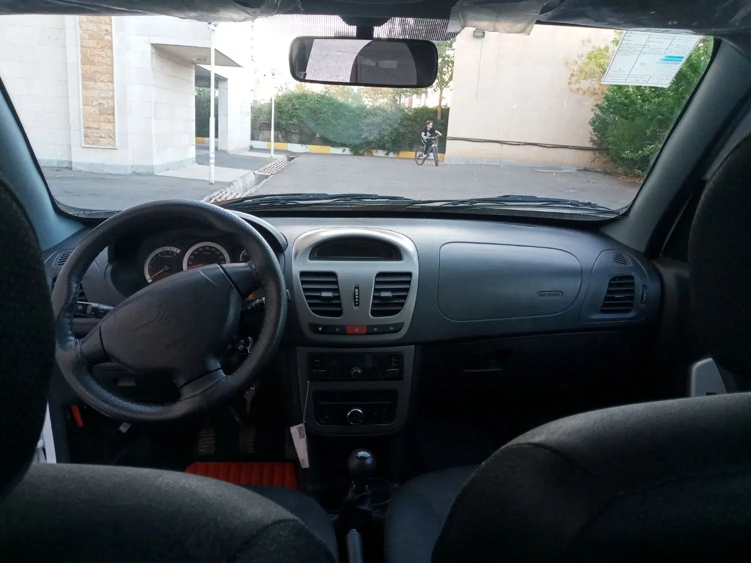 خودرو کوییک، معمولی آگهی ann_20466820