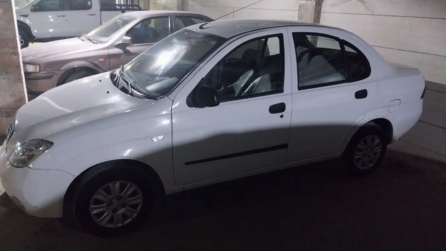 تیبا صندوق دار EX - 1395