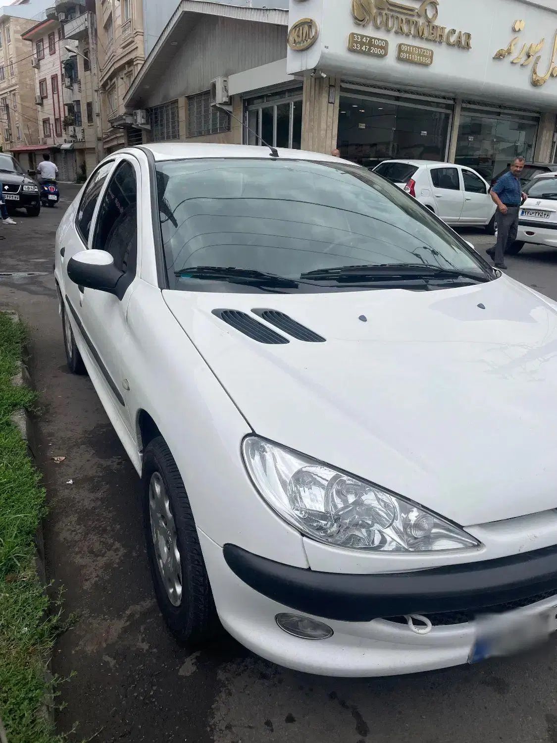 پژو ۲۰۶ صندوق دار v8 - 1396