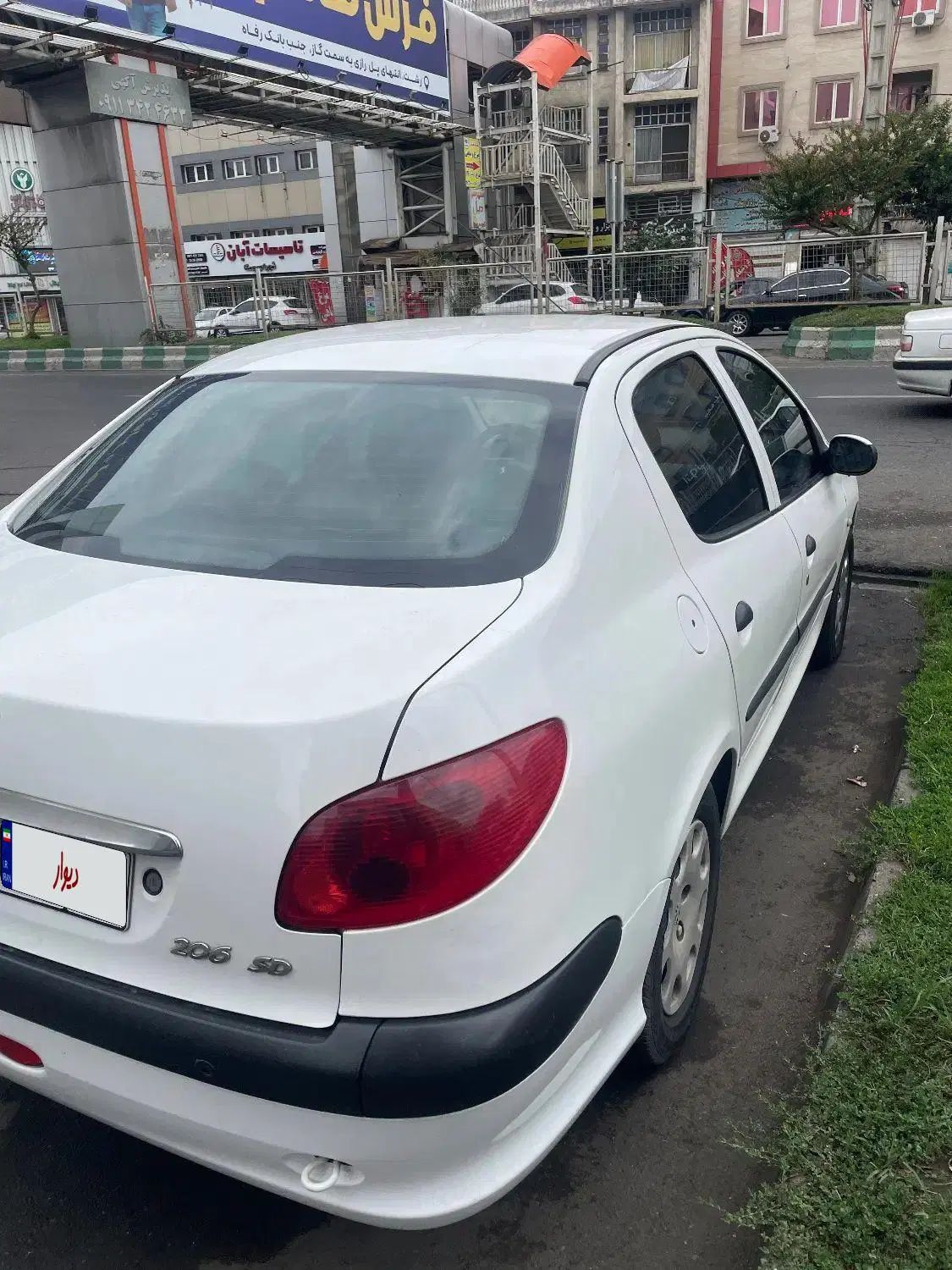 پژو ۲۰۶ صندوق دار v8 - 1396