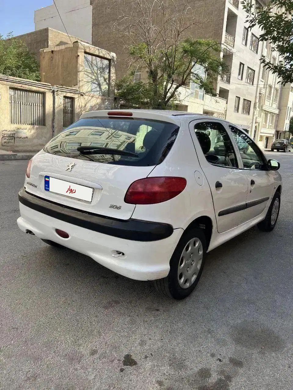 پژو 206 تیپ 3 - 1389
