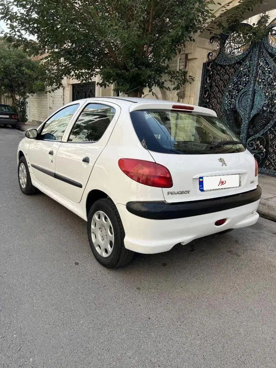پژو 206 تیپ 3 - 1389
